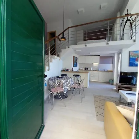 Apartment Getaway *