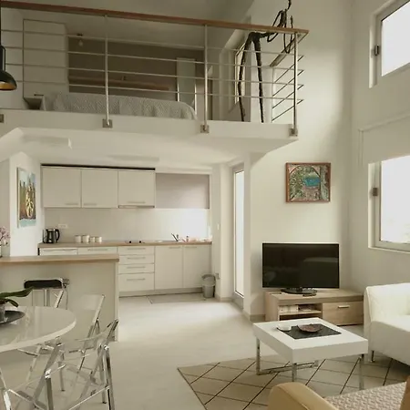 Apartment Getaway *